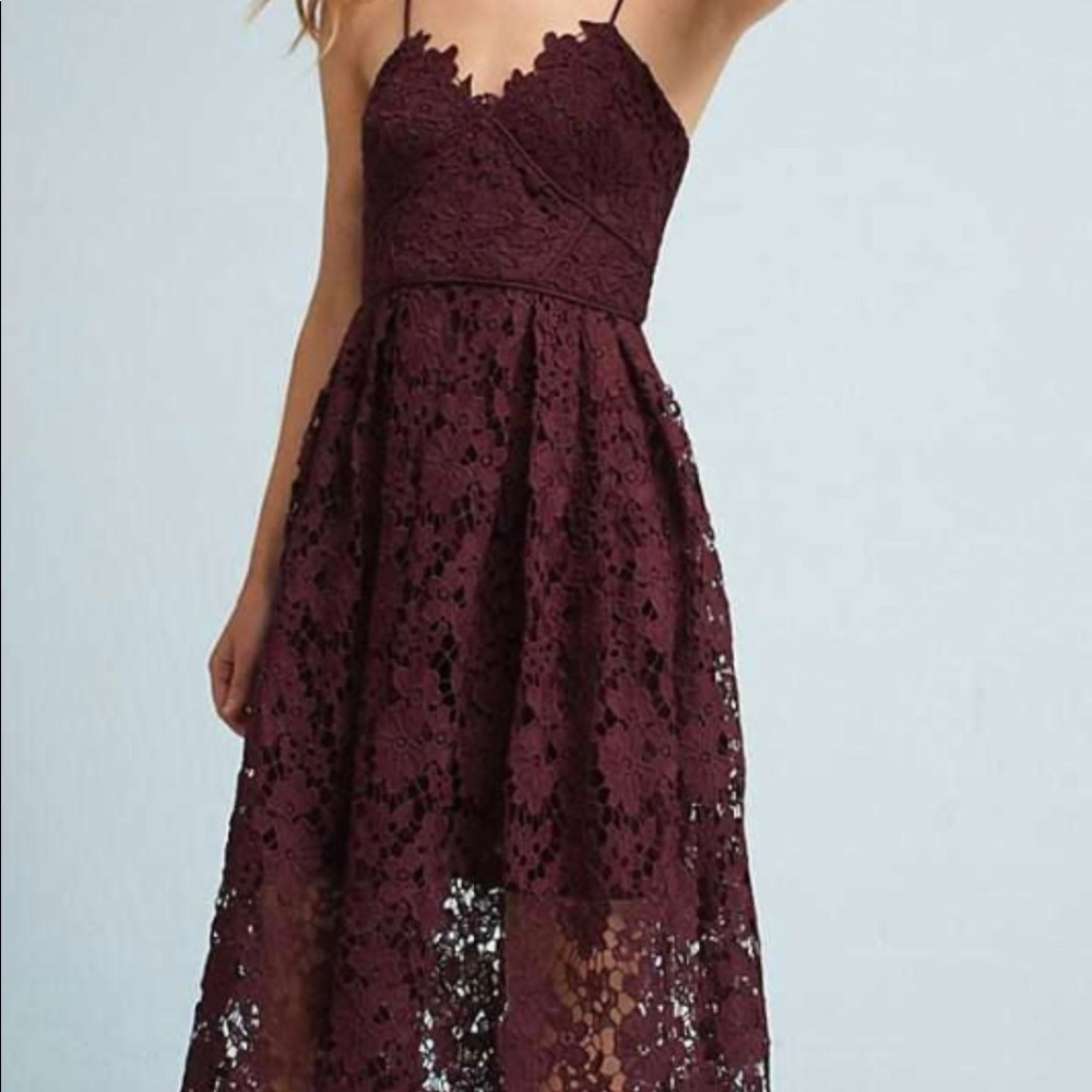 Donna Morgan Plum Renata Lace Midi Dress